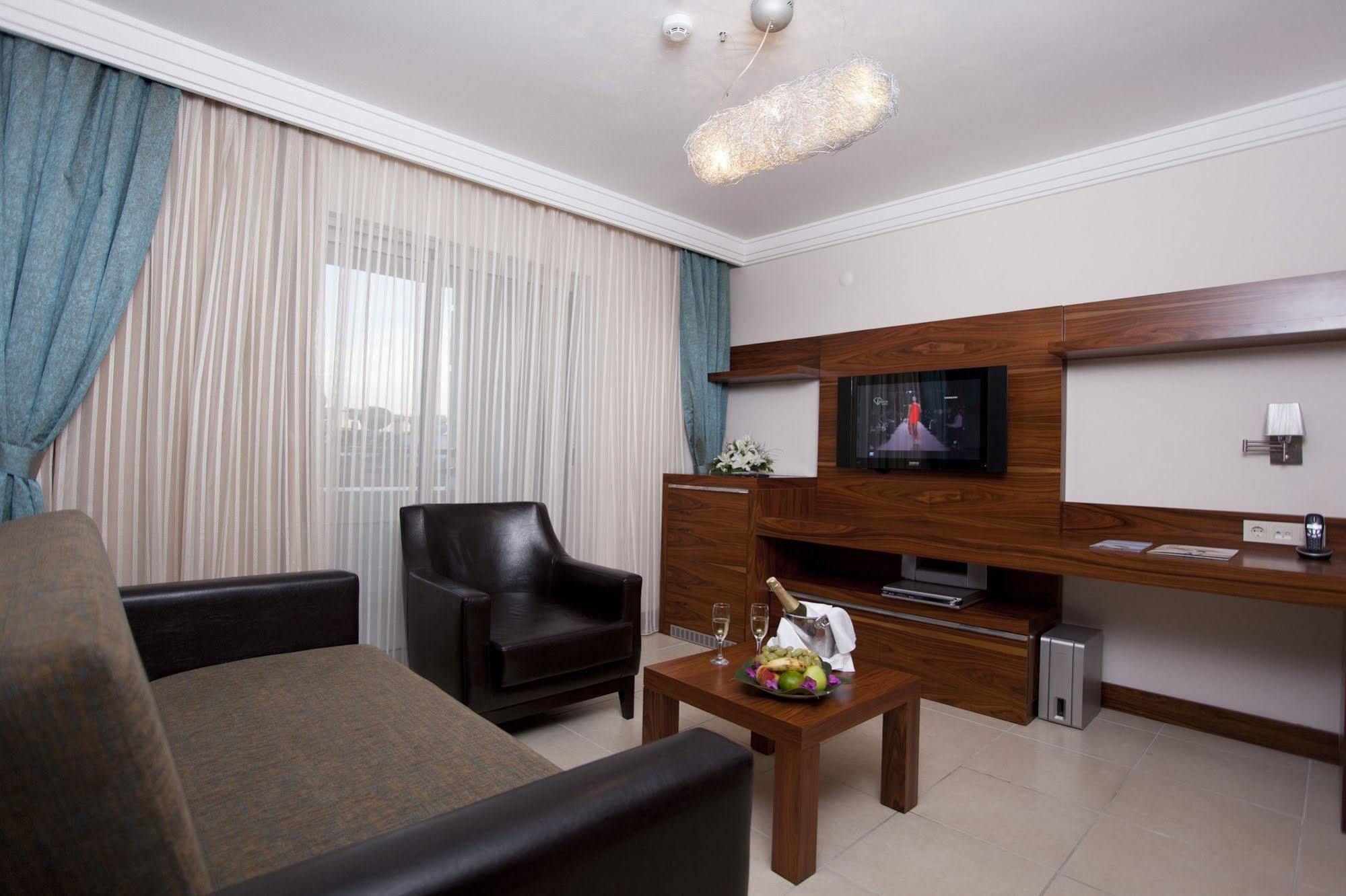 Xperia Grand Bali Hotel (Adults Only) Alanya Kültér fotó
